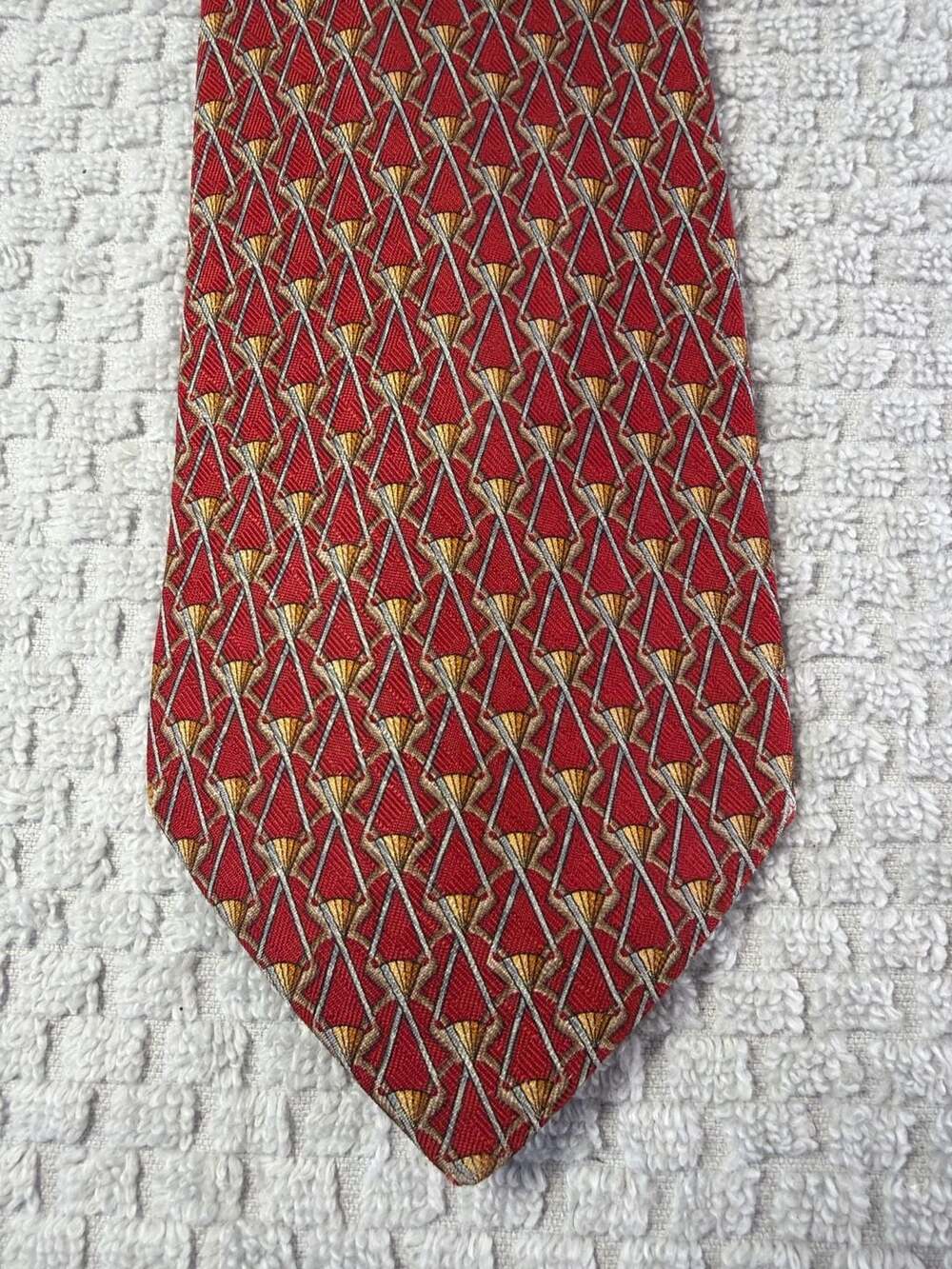 Valentino Cravatte Geometric Pattern Necktie 100% Silk Handmade in Italy